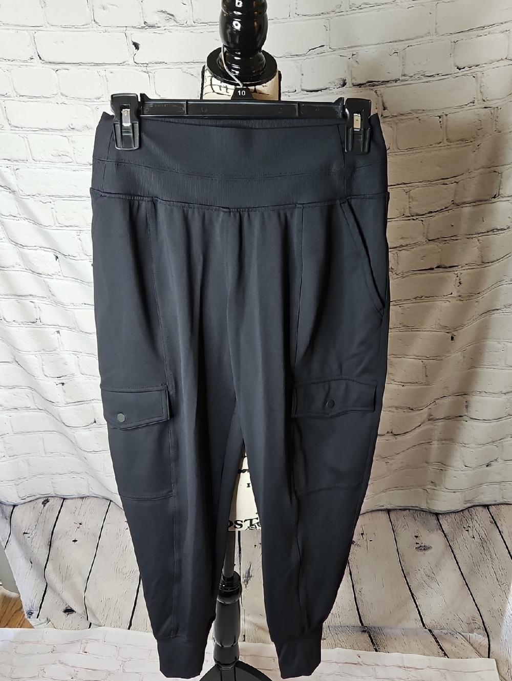 Athleta Venice High Rise Cargo Jogger Black Size Extra Small